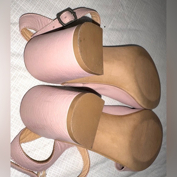 Bueno Sz 39 8  Pink All Leather Block Heel Strappy Sandals - Picture 7 of 8